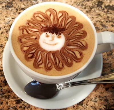 Napocska a kávém tejhabján Napocska a kávém tejhabján