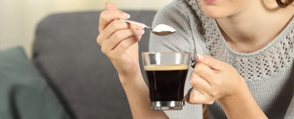 Kollagén a kávéba és kész Kollagén a kávéba és kész