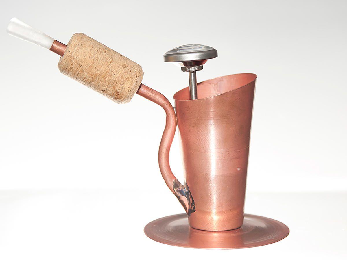 A kávépipa: réz és parafa A kávépipa: réz és parafa