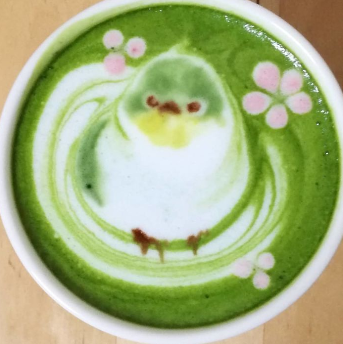 Zöldben pompázó kismadár - Latte art Zöldben pompázó kismadár - Latte art