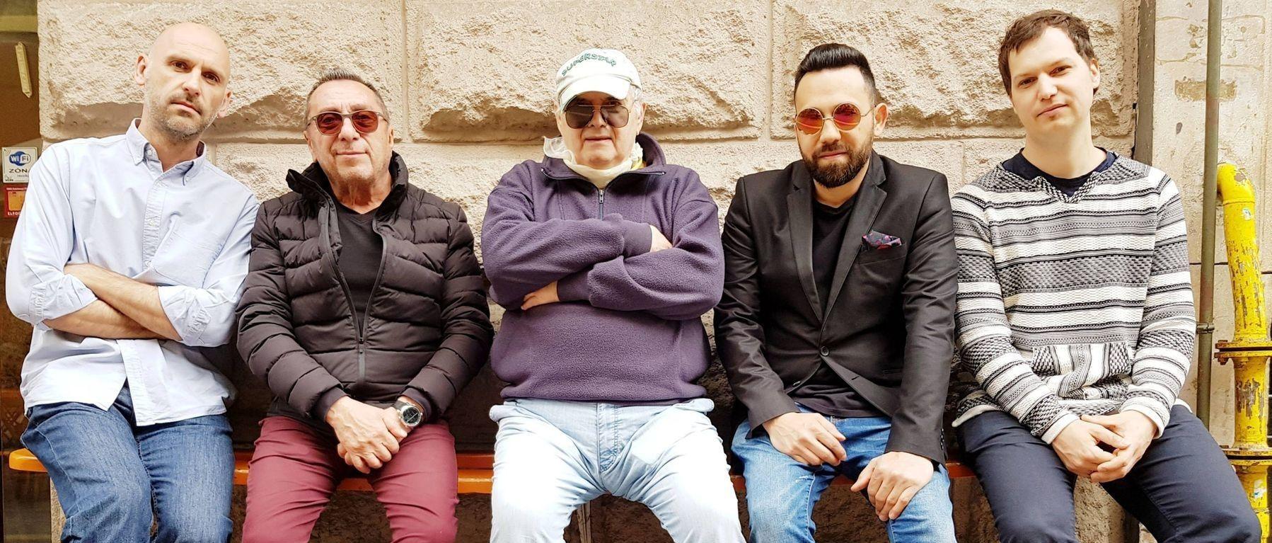 Szakcsi Lakatos Béla & Rákfogó zenekar - Zenélő Budapest Szakcsi Lakatos Béla & Rákfogó zenekar - Zenélő Budapest